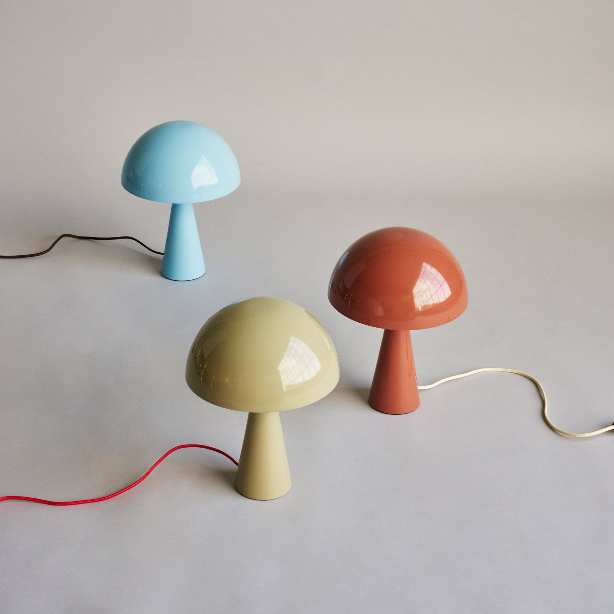 Hübsch mush bordlampe mini sand