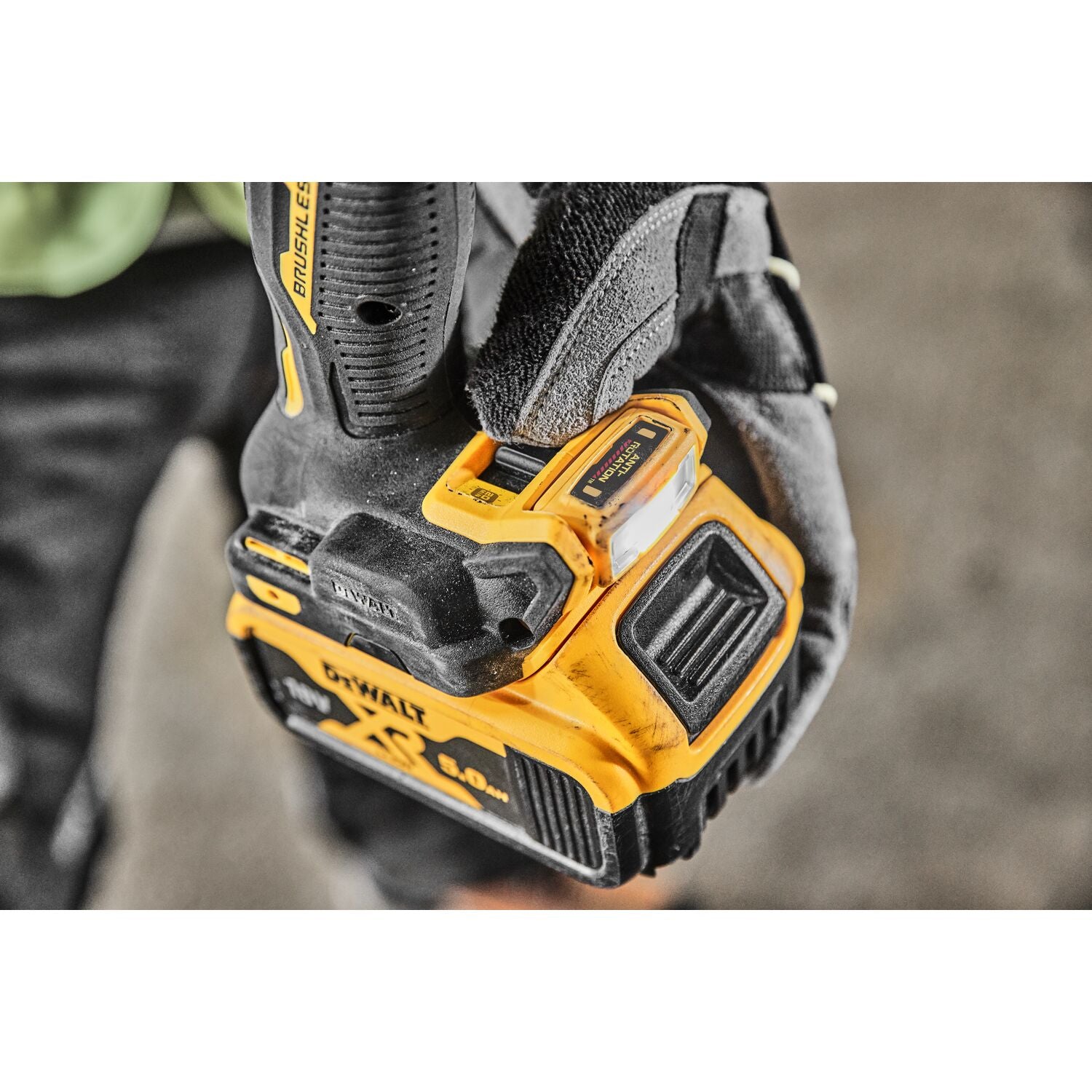 DEWALT 18V XR skruemaskine DCD800P2T, 2 x 18 V/5,0 Ah