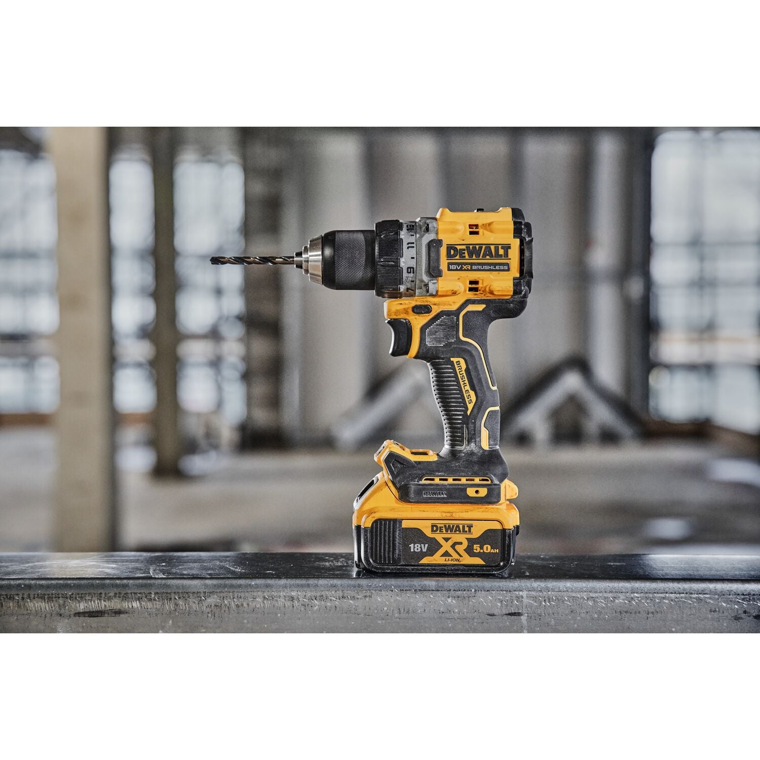 DEWALT 18V XR skruemaskine DCD800P2T, 2 x 18 V/5,0 Ah