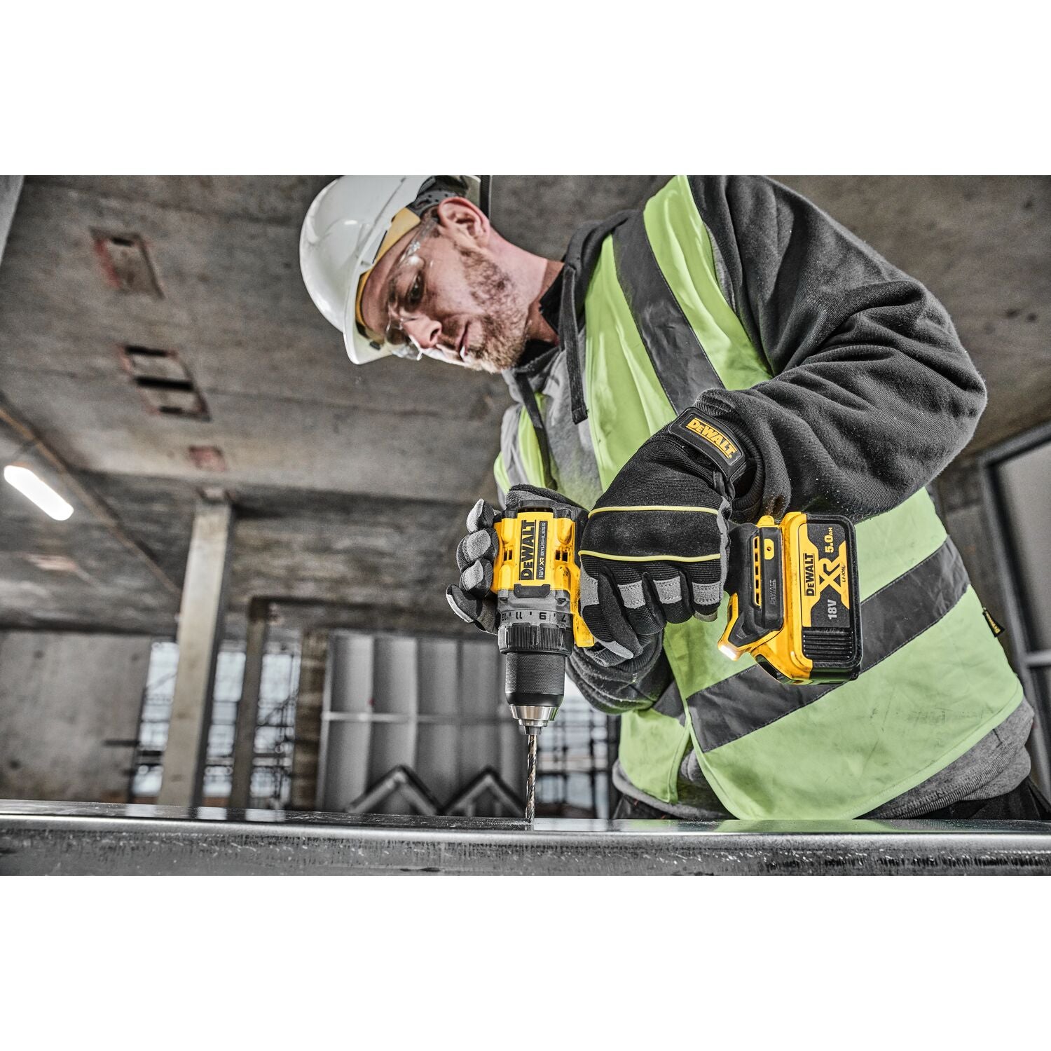 DEWALT 18V XR skruemaskine DCD800P2T, 2 x 18 V/5,0 Ah