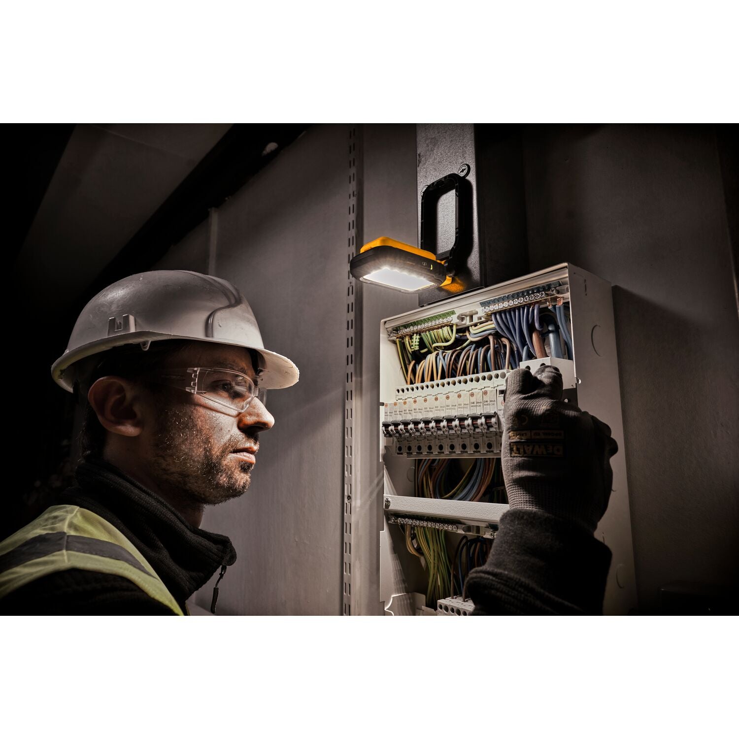 DEWALT arbejdslampe DCL182-XJ, USB-C