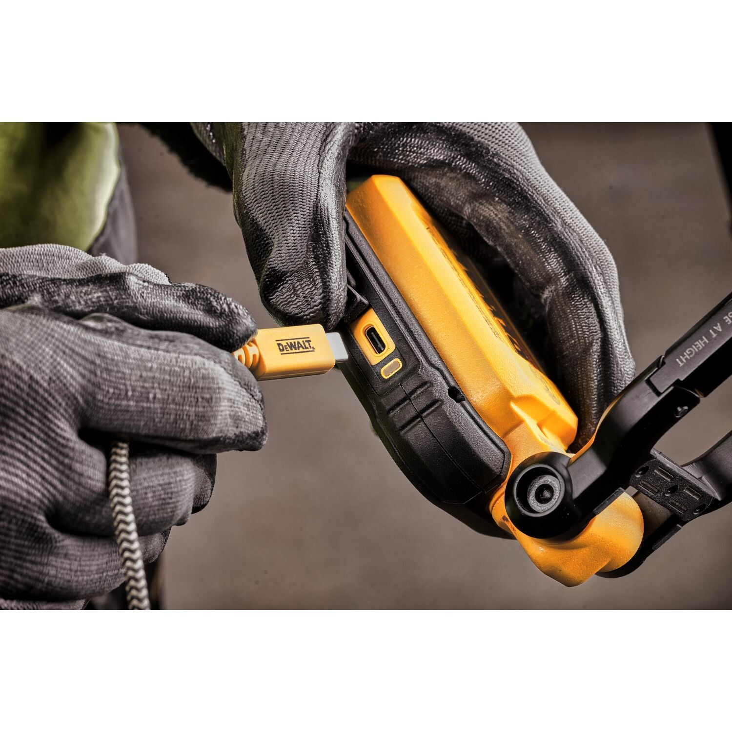DEWALT arbejdslampe DCL182-XJ, USB-C