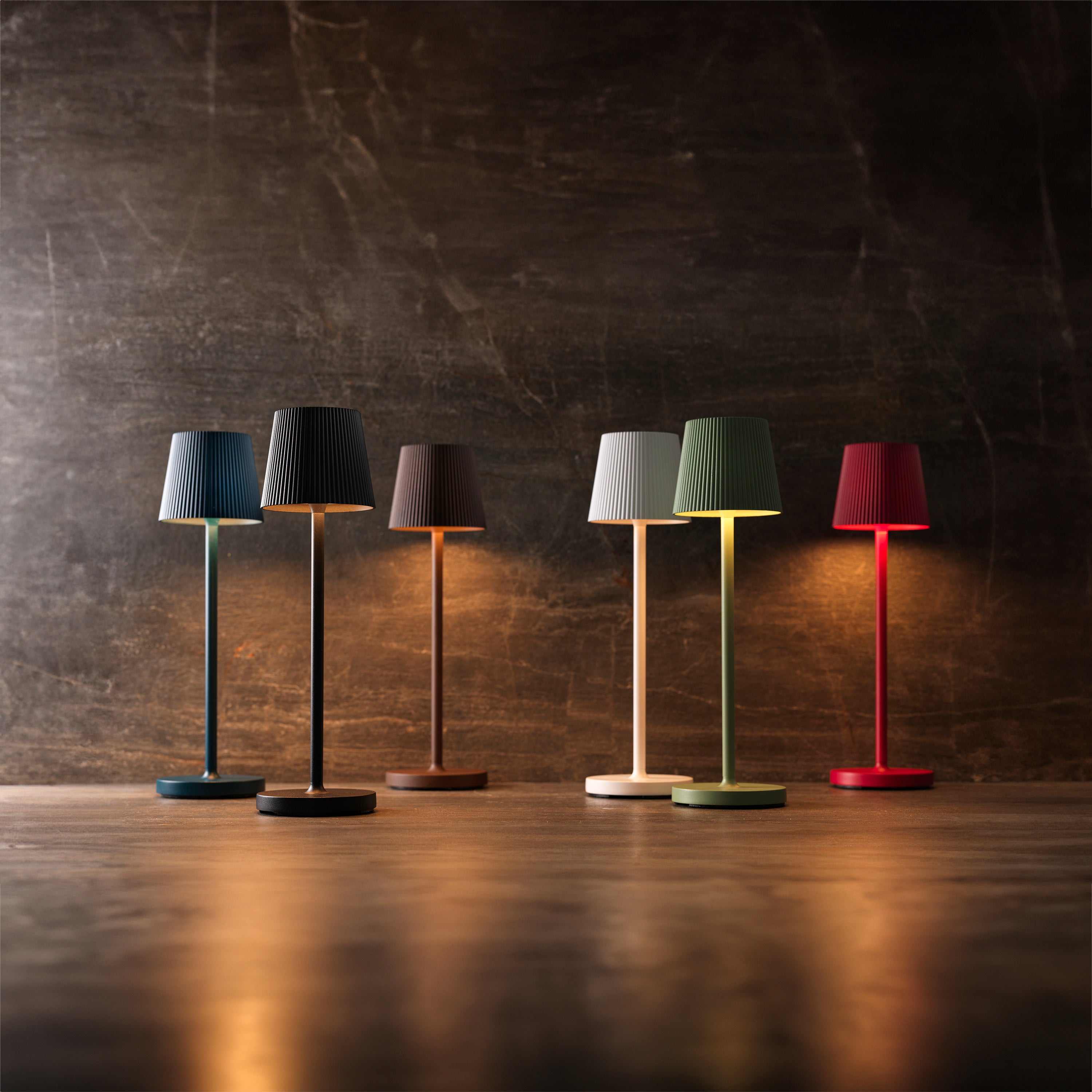 Lucca batteri bordlampe 3W 2700-3200-4000K, IP54, hvid