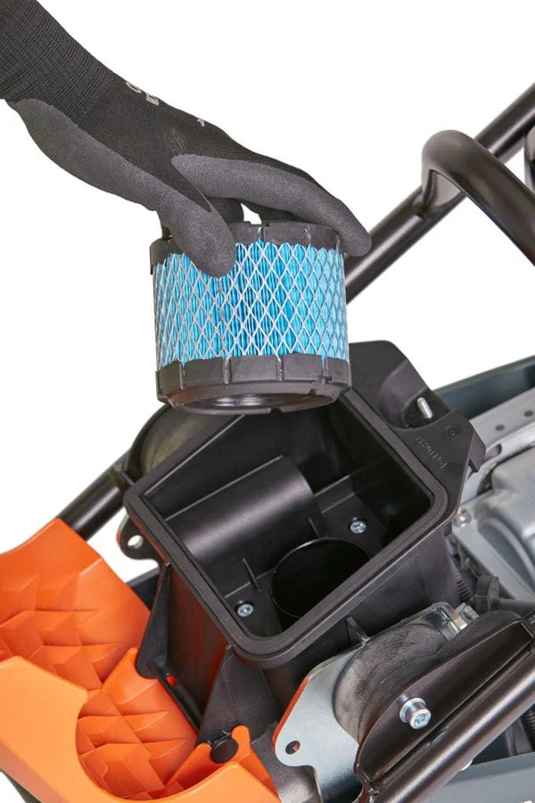 Husqvarna stamper LT 5005, Honda GXR120 benzin, 9"