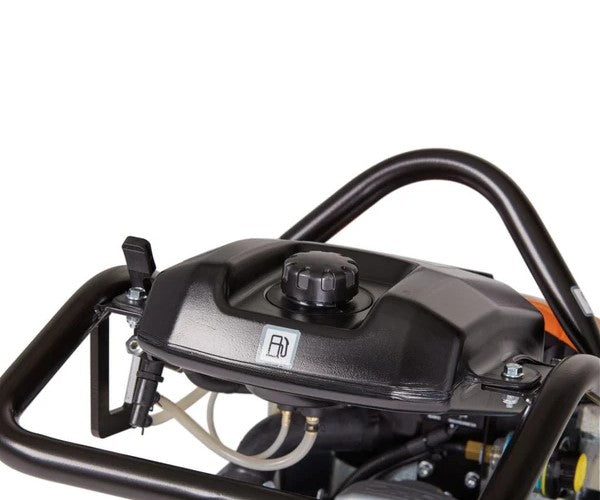 Husqvarna stamper LT 5005, Honda GXR120 benzin, 9"