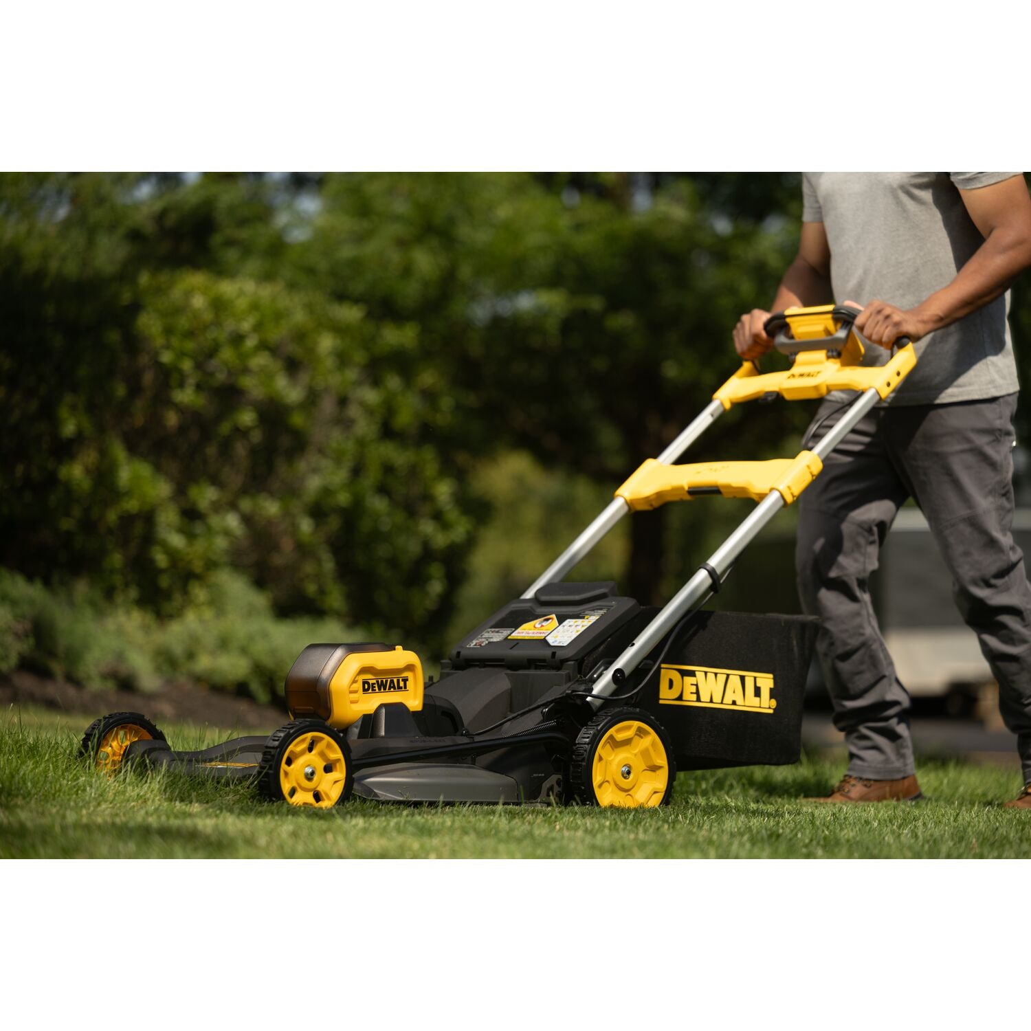 DEWALT Flexvolt plæneklipper DCMWSP550N-XJ, 54 V, selvkørende