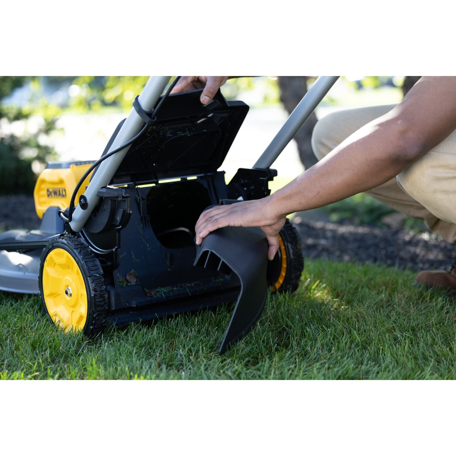 DEWALT Flexvolt plæneklipper DCMWSP550N-XJ, 54 V, selvkørende