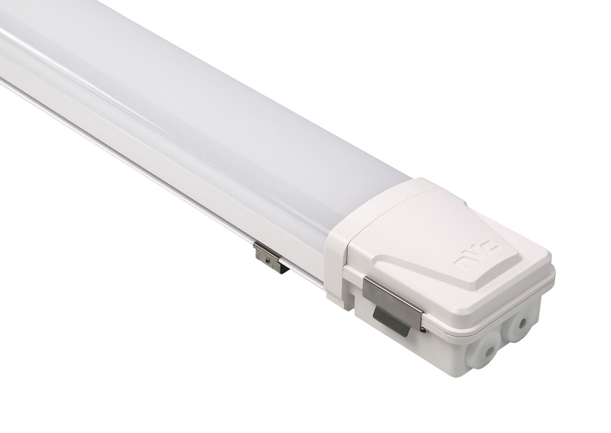 Armatur Toronto CCT 38-60W 3000-4000-6000K 1500 mm hvid IP65