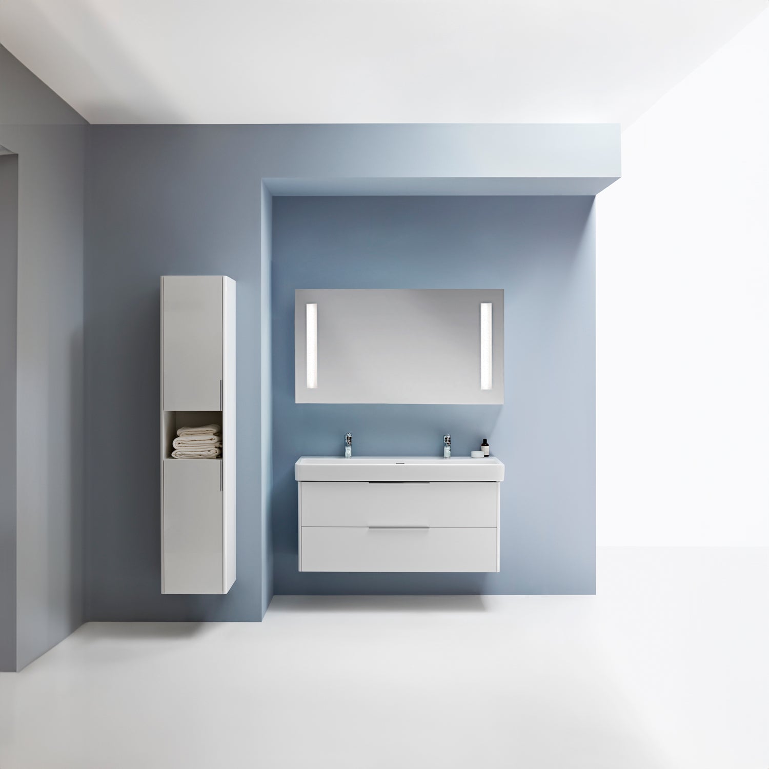 ARTE spejl 90 x 65 cm med lys, ip44 2x13w, 2 vertikale lysfelter