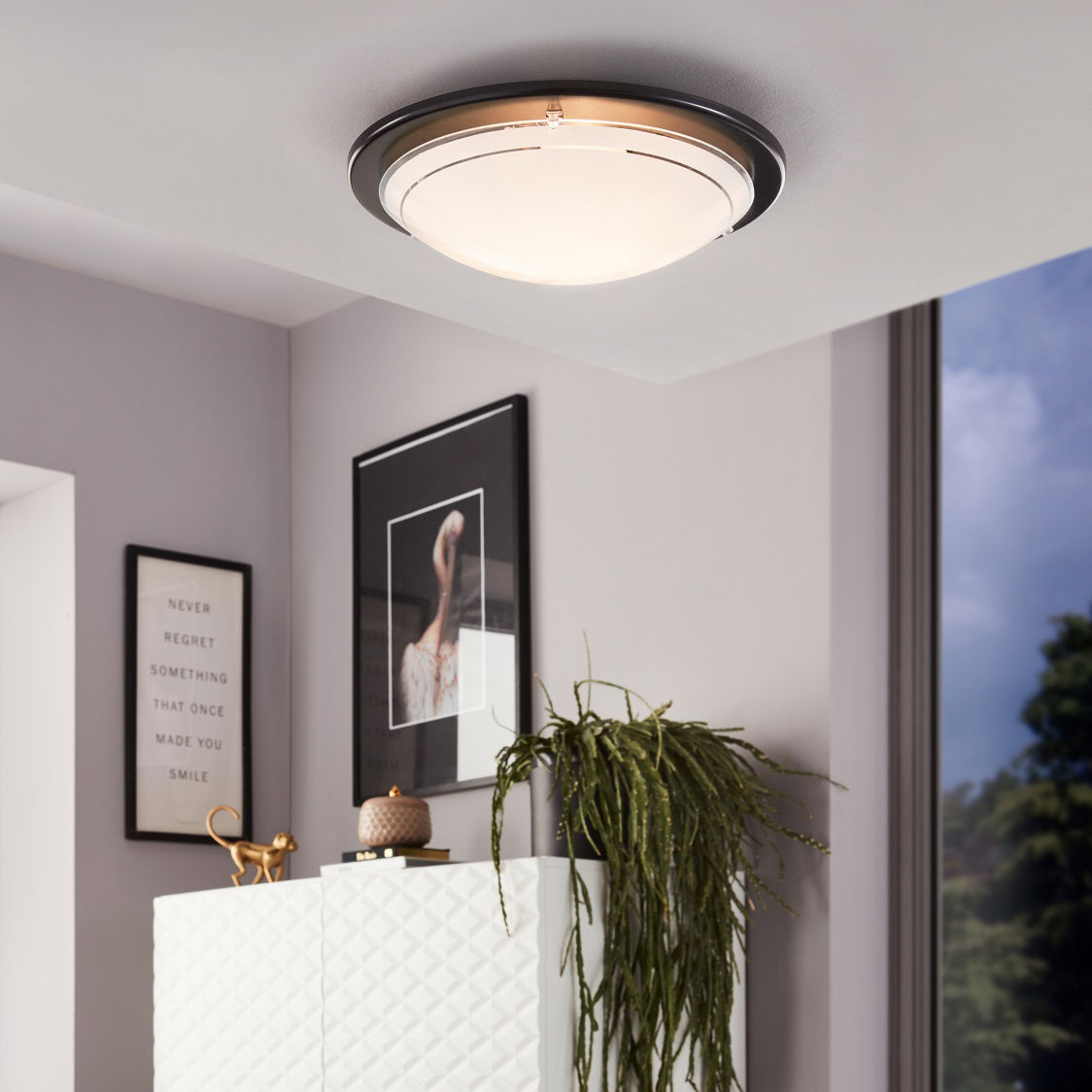 Planet 1 Loftlampe, sort